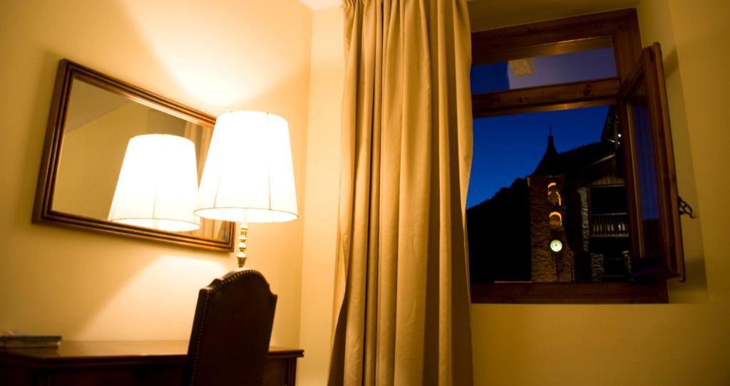 Hotel Santa Barbara De La Vall D'오르디노 객실 사진