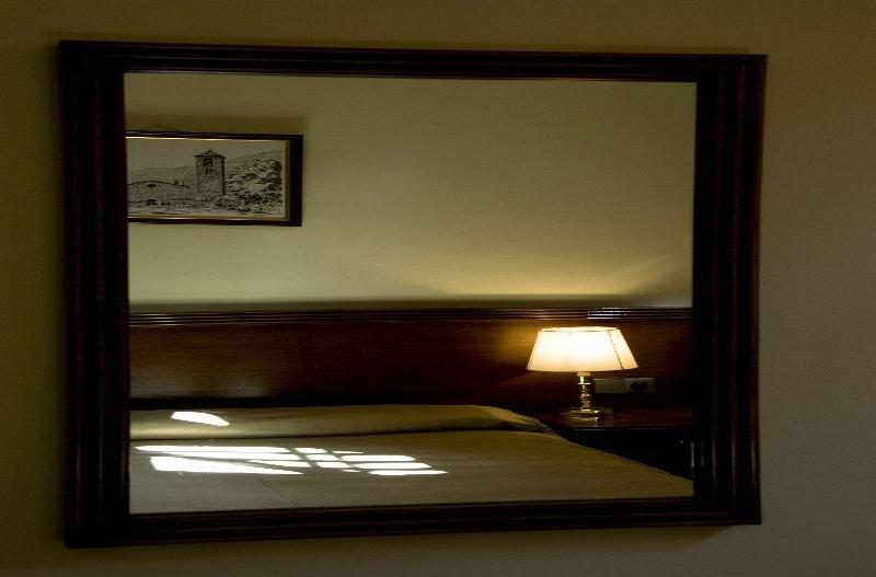 Hotel Santa Barbara De La Vall D'오르디노 외부 사진