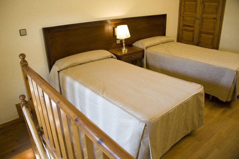 Hotel Santa Barbara De La Vall D'오르디노 외부 사진