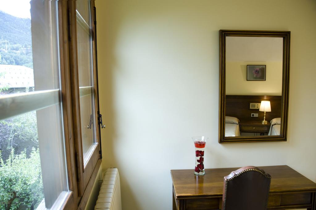 Hotel Santa Barbara De La Vall D'오르디노 외부 사진