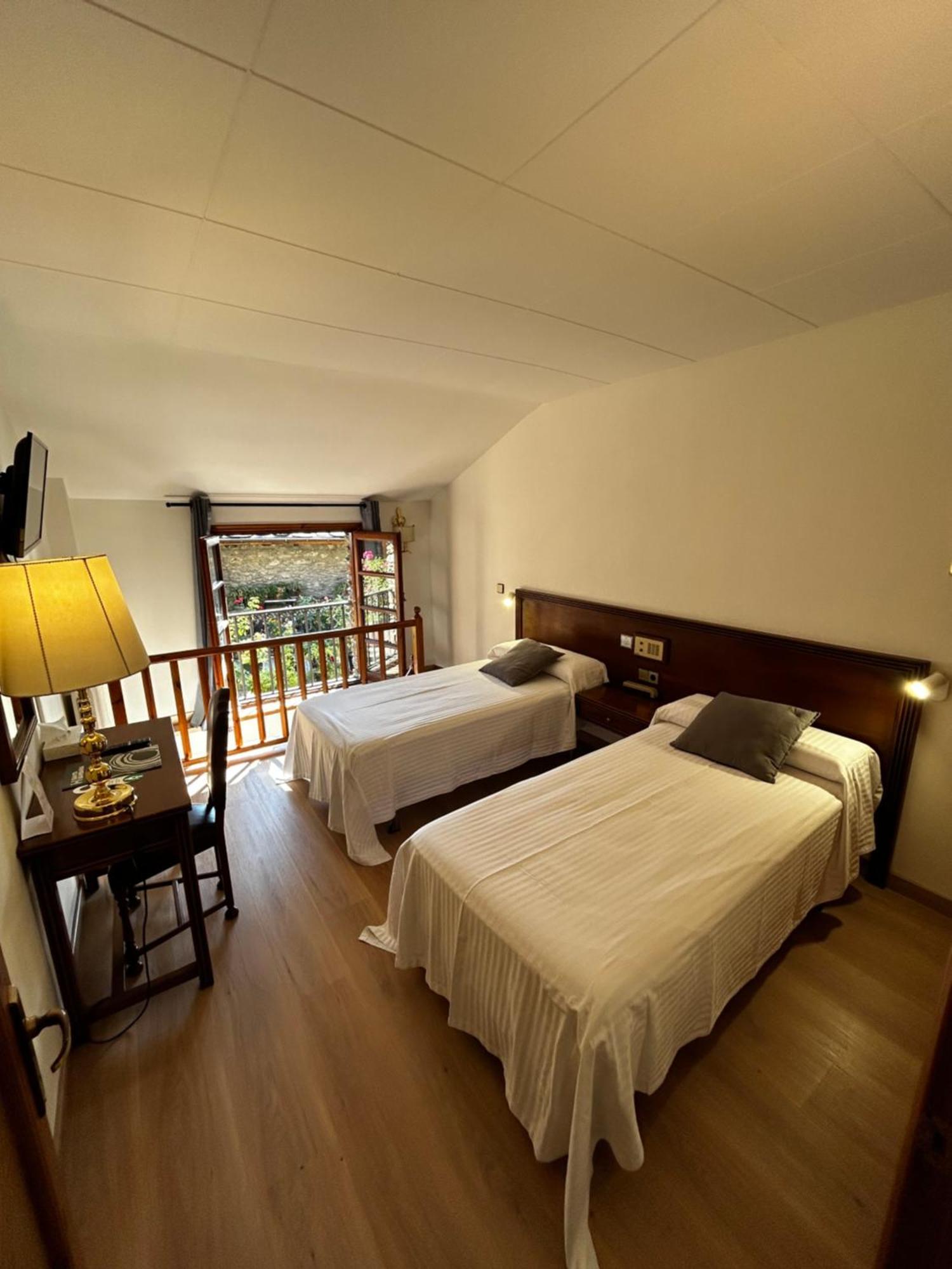 Hotel Santa Barbara De La Vall D'오르디노 외부 사진